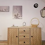 La Tour Des Quatre Chemins