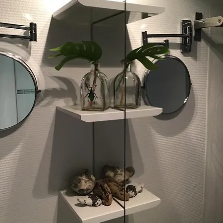 La Tour Des Quatre Chemins * 格拉马