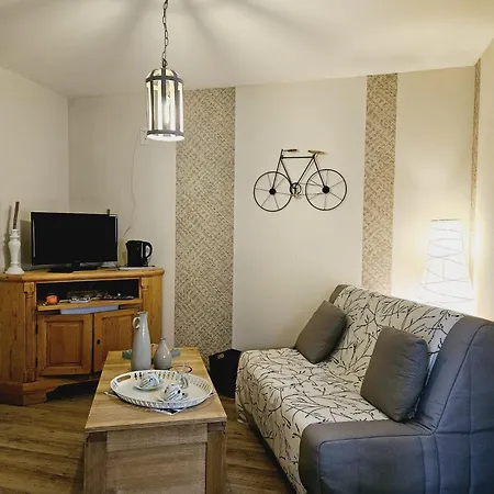 La Tour Des Quatre Chemins 格拉马