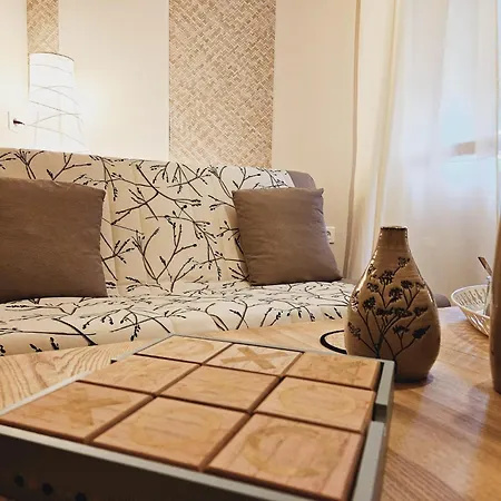 La Tour Des Quatre Chemins 公寓 *