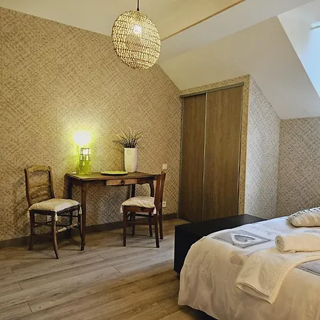 公寓 La Tour Des Quatre Chemins *