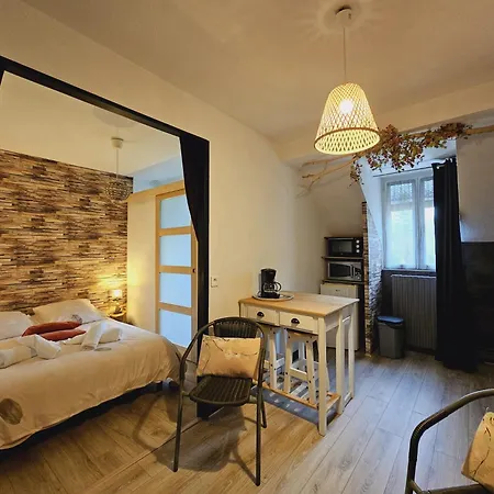 La Tour Des Quatre Chemins *