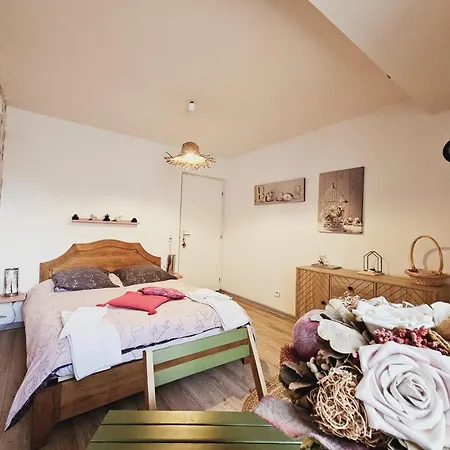 La Tour Des Quatre Chemins Gramat