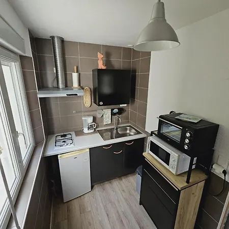 Apartment La Tour Des Quatre Chemins