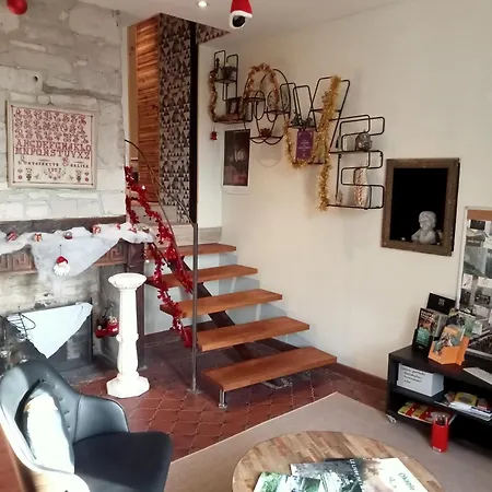 La Tour Des Quatre Chemins גראמה