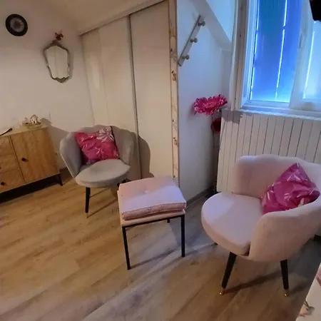 La Tour Des Quatre Chemins Apartment Gramat