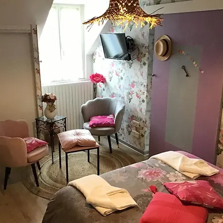 La Tour Des Quatre Chemins Apartment Gramat