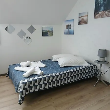La Tour Des Quatre Chemins Apartment *