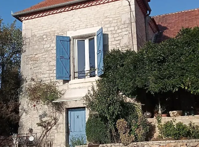 La Tour Des Quatre Chemins * غرامات