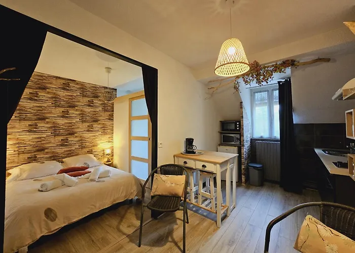 La Tour Des Quatre Chemins *