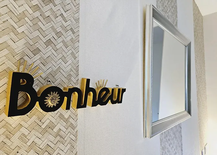 La Tour Des Quatre Chemins