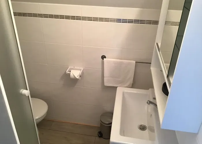 La Tour Des Quatre Chemins